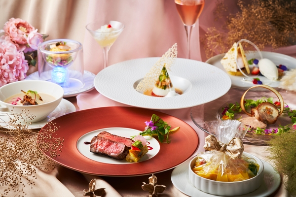 (写真はLIBER’S Christmas Dinner【bouquet de noel】–ブーケ デ ノエル–　1名様12,000円のイメージ)