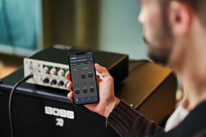 『KATANA-500 BASS HEAD』 スマートフォンとの連携 イメージ