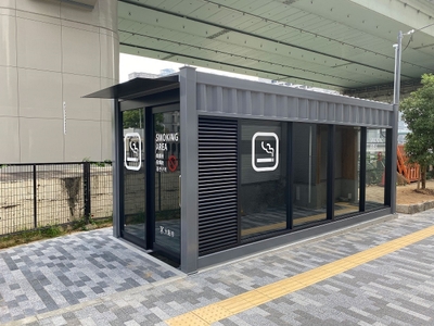 屋外用コンテナ型喫煙室(堂島公園) 外観2