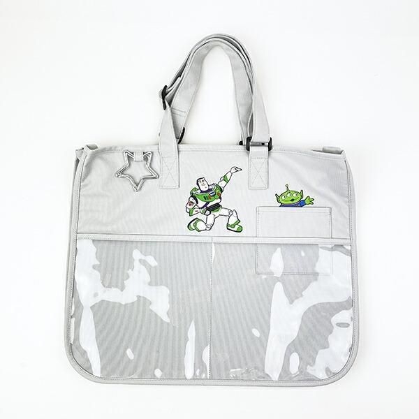 アコモデ×トイストーリーのマルチポケットトートバッグ