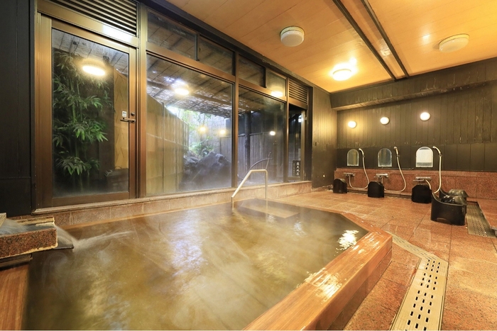 まろやかで優しい湯ざわりの＜温泉＞