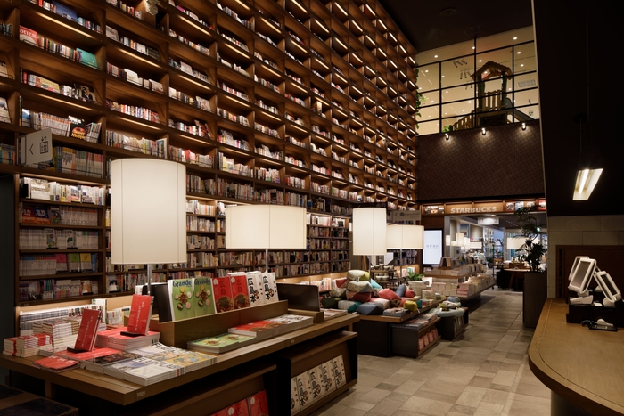 1階2号館「蔦屋書店」