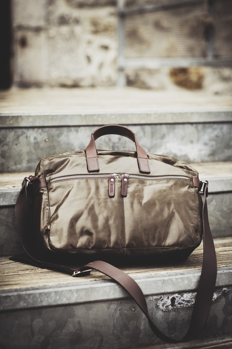 m0851 アニリンレザー ボストンバッグ