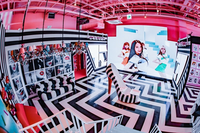 園内:The Pink Cafe