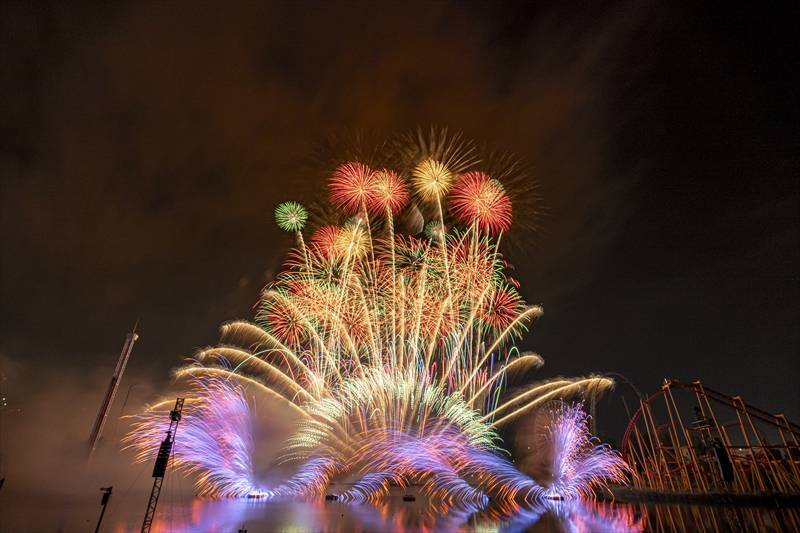 「モントリオール国際花火競技大会2025」本番、日本チームによる花火パフォーマンス