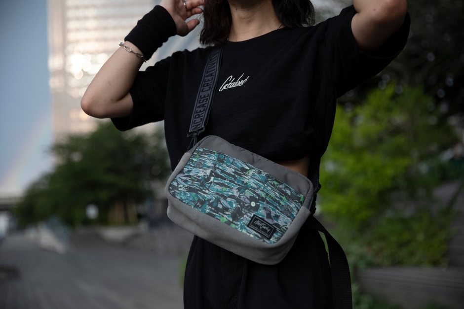 ショルダーバッグ