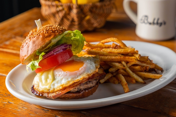 Croque Madame Burger　1,800円（税込）