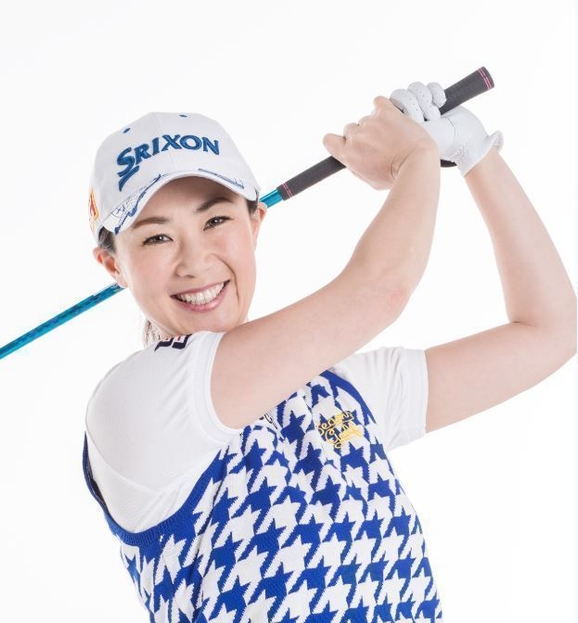 プロゴルファーの古閑 美保選手は8日ウォーカソンにも参加